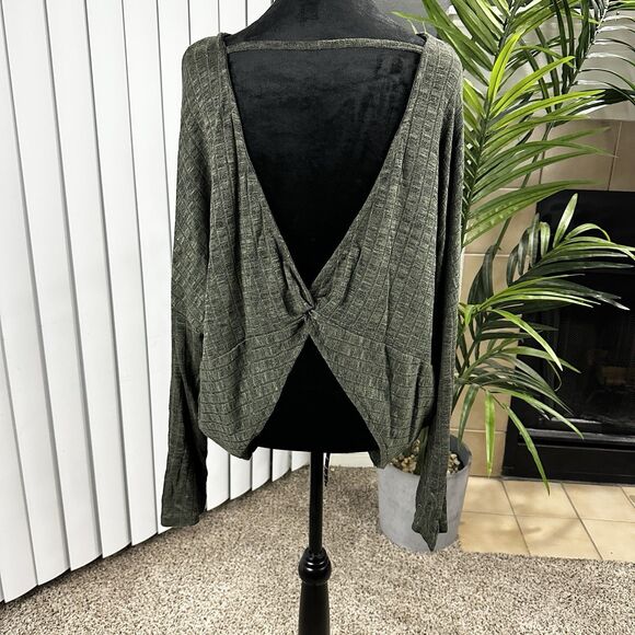 Forever 21+ Women's 2X Olive Green Ribbed 3/4 Sleeve Open Back Criss Cross Shirt - Picture 2 of 11